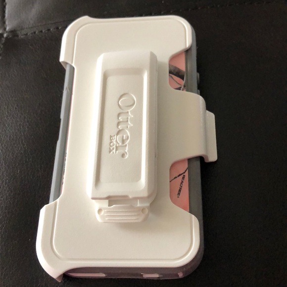 Otter Box - Picture 2 of 8